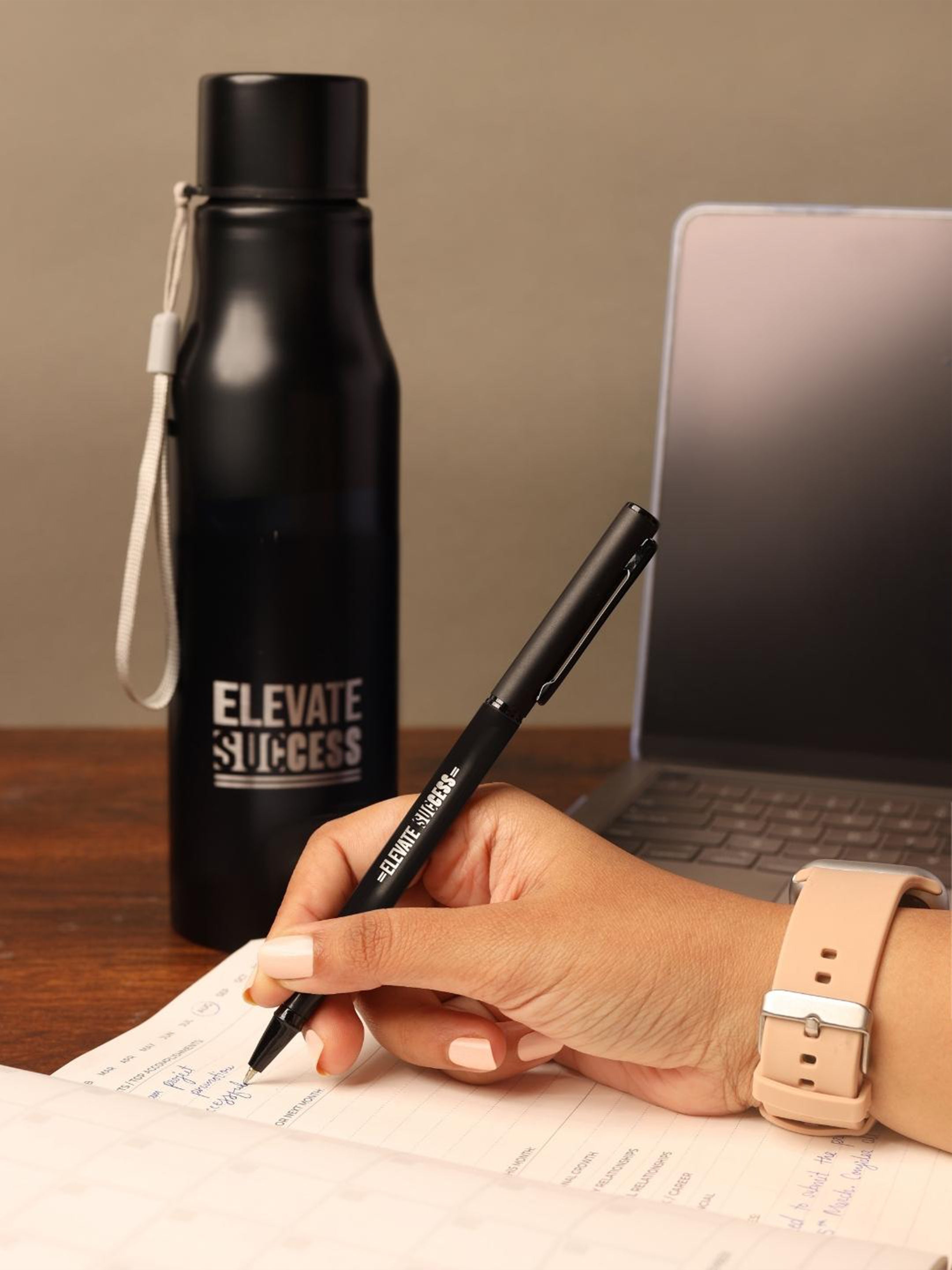 Doodle A5 Undated Executive Gift Set Includes Weekly Planner + Pen + Water Bottle (Elevated Essentials 2)